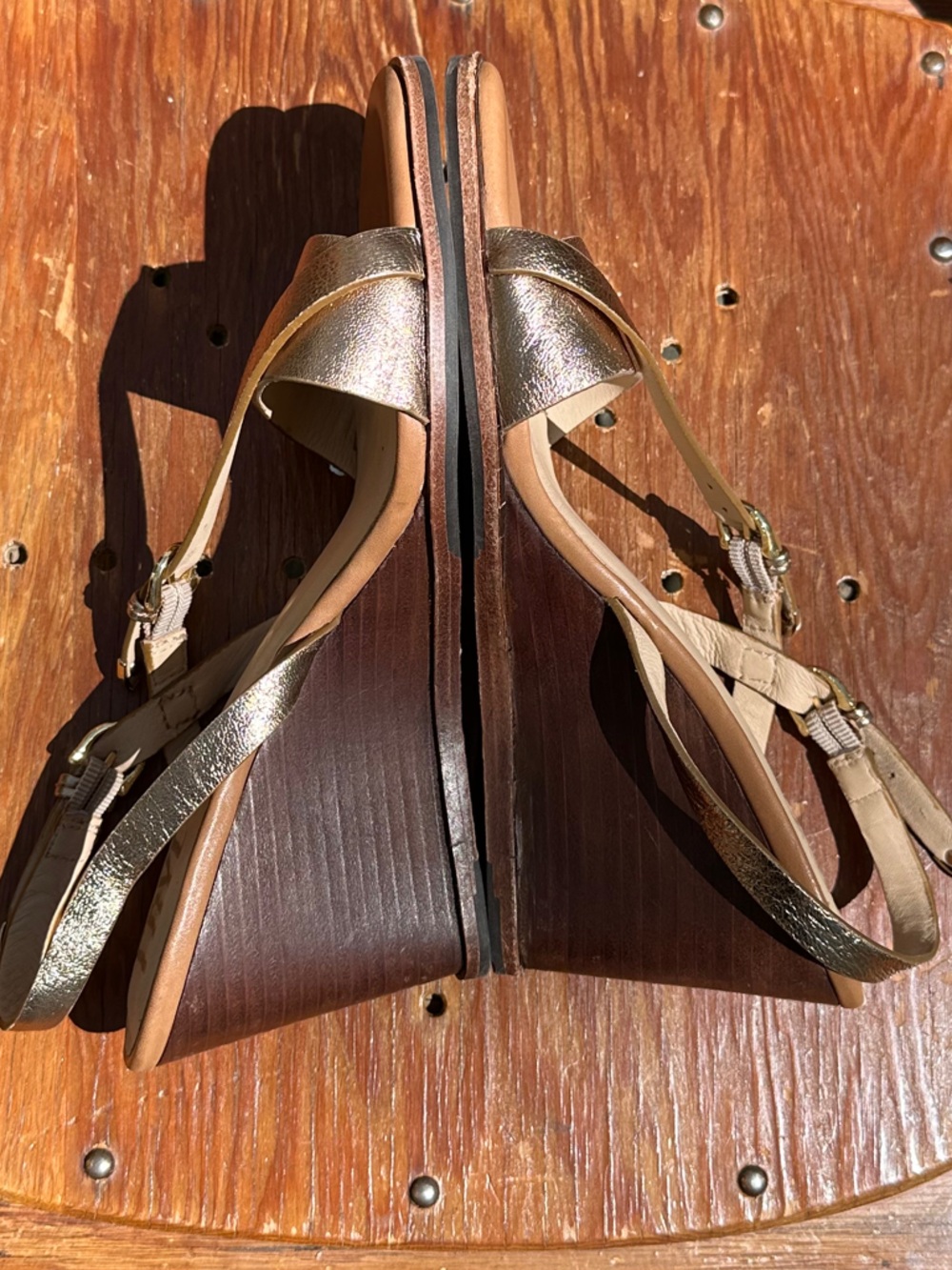 Frye Rachel Metallic Buckle Wedge Sandals - Picture 7 of 16